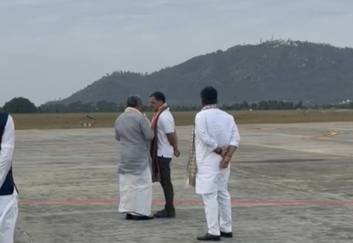 ಕಾಂಗ್ರೆಸ್​​ನಲ್ಲಿ ಸ್ಟ್ಯಾಂಡಿಂಗ್​ ಮೀಟಿಂಗ್​.. ಬಗೆಹರಿಯುತ್ತಾ ಸಂಕ್ರಾಂತಿ ಸಂಕಷ್ಟ..!